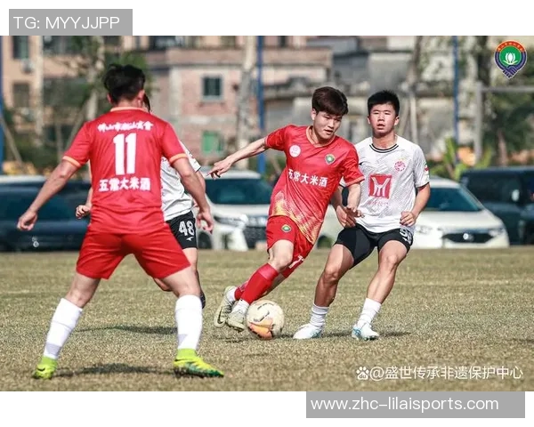 东华大学足球队奋勇争先展现青春风采助力校园文化建设与体育精神传承